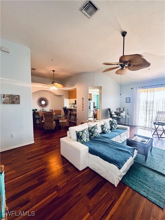 Photo - 1121 Van Loon Commons Cir Unidad 305