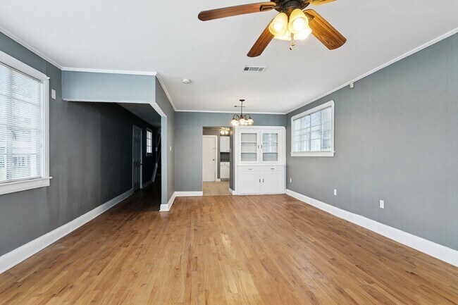 Photo - dsk638 Unit 638