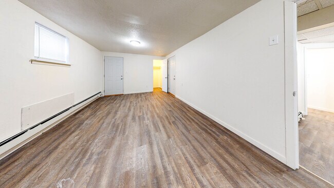 321 N Duluth Ave
