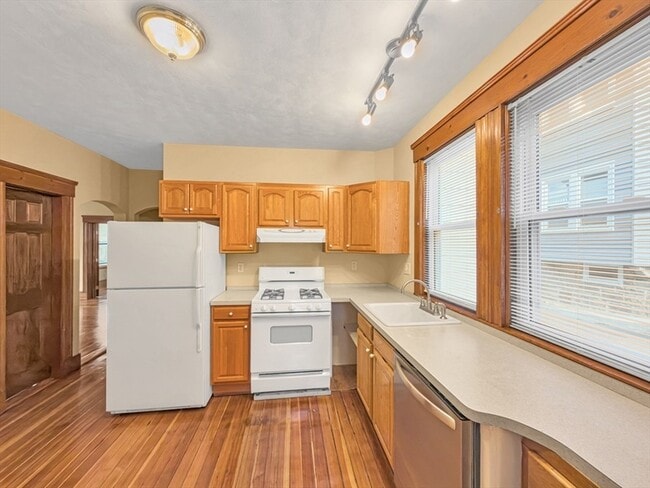 Photo - 45 Montvale St Unidad 1