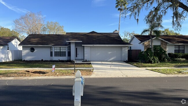 Building Photo - 1906 Landside Dr Rental