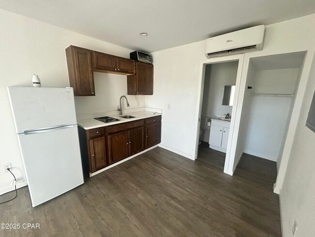 Photo - 143 Claire Ave Unidad 102