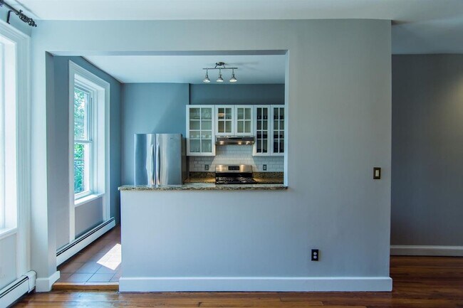 Photo - 635 Garden St Unit 2