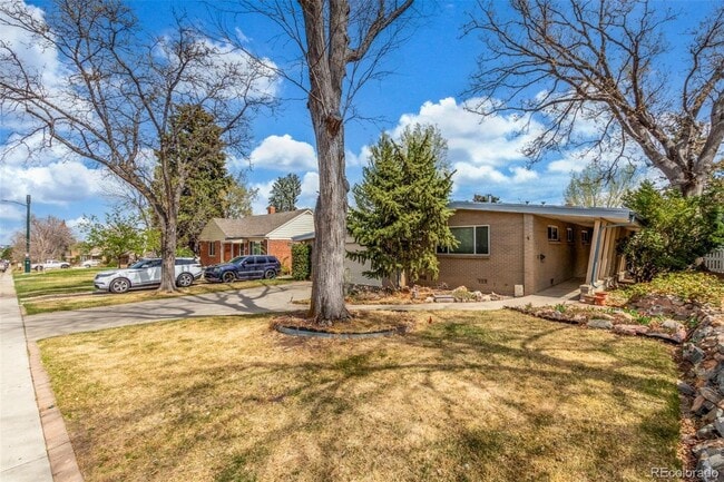 Photo - 680 S Canosa Ct