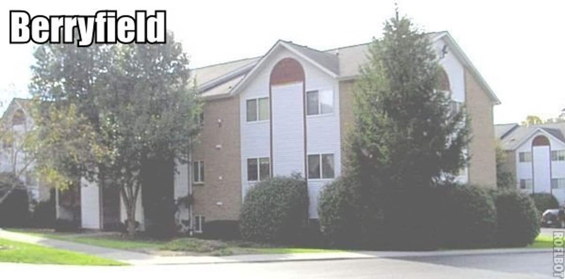 Photo - 400 Berryfield Ln