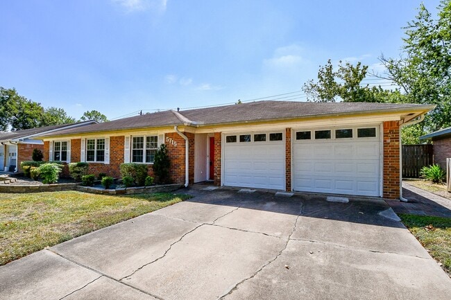 Building Photo - 5715 Ettrick Dr