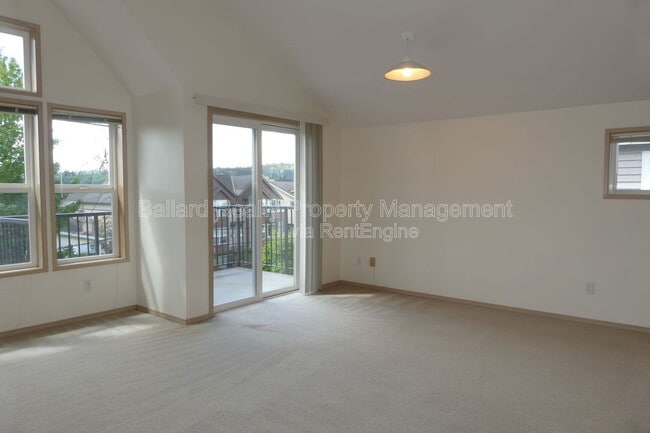 Photo - 2616 NW 58th St Unit 304