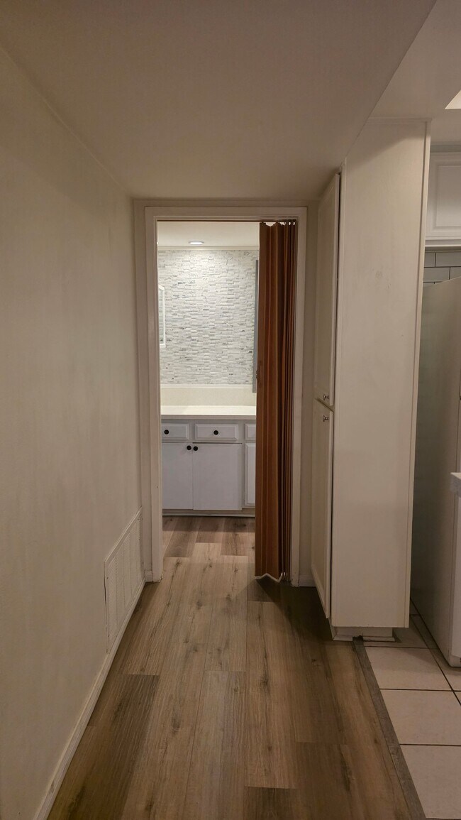Photo - 22100 Burbank Blvd Unit 247E