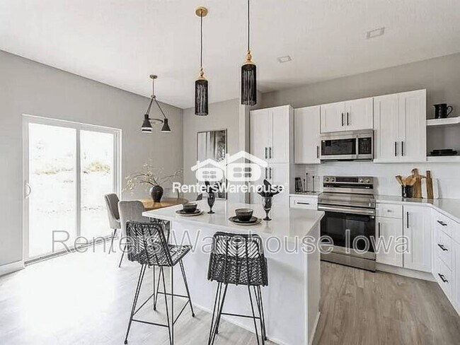 Photo - 15536 Rocklyn Pl