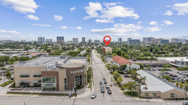 Photo - 2400 NE 10th St Unidad 410