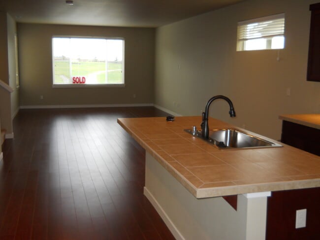 Building Photo - Community Living