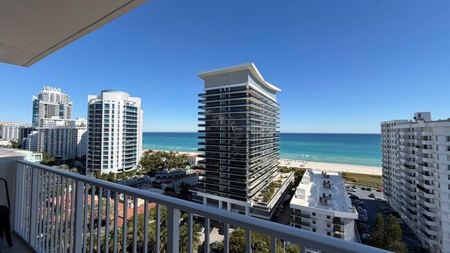 Building Photo - 5838 Collins Ave Unit 15H