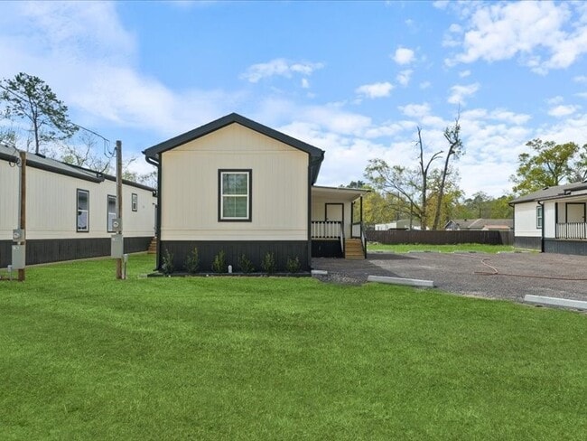 Photo - 21504 Ruth Dr