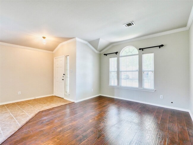 Photo - 6925 Red Bluff Dr