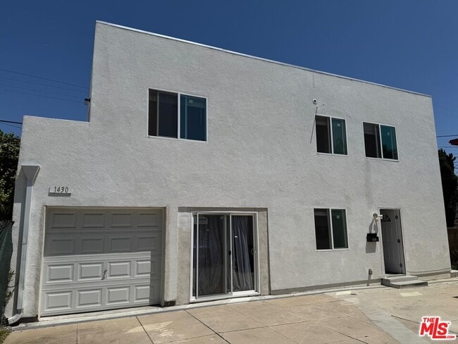Building Photo - 1430 Hauser Blvd Unit 1430 Rental