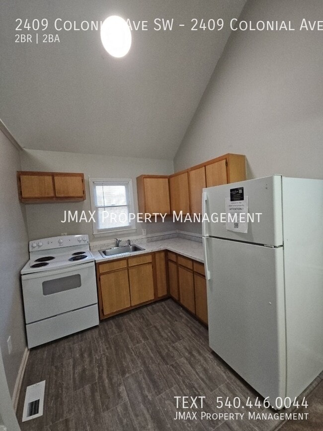 Photo - 2409 Colonial Ave SW Unit 2409 Colonial Ave