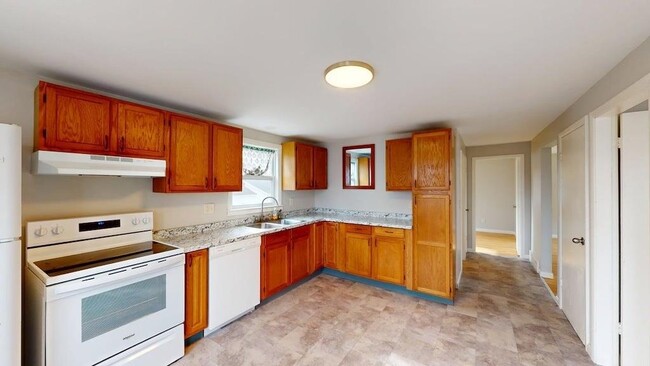 Photo - 97 Linton St