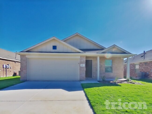 Photo - 1717 Claireborne Ct
