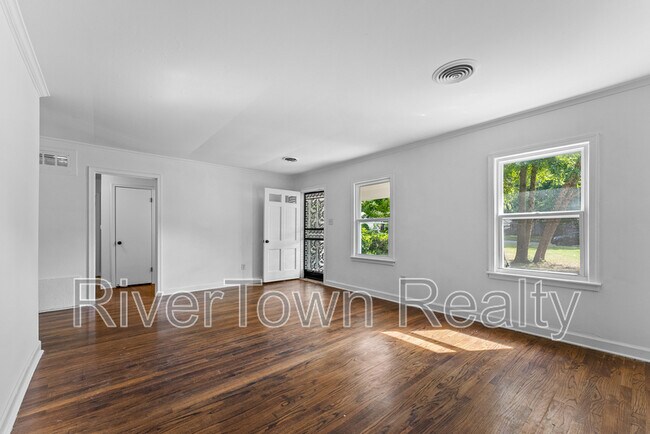 Photo - 810 Indian Dr