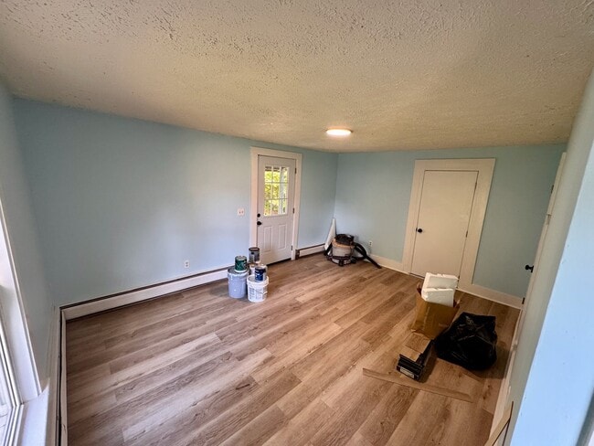 50 N Main St Unit 6