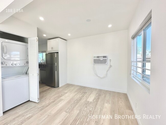 Photo - 2433 W Ave 33 Unit 1/2