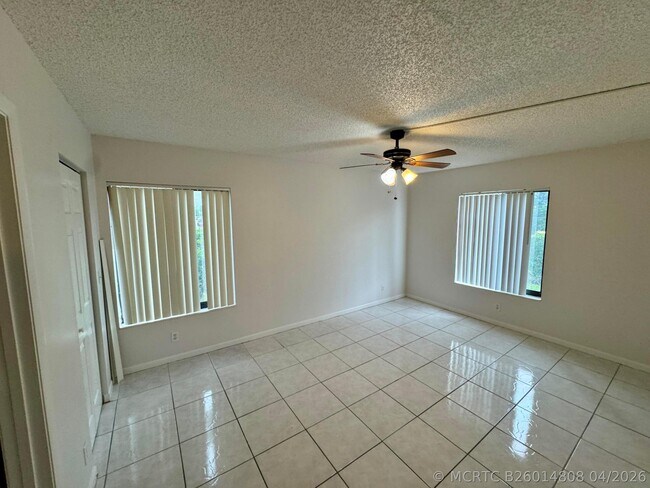 Photo - 1111 Green Pine Blvd Unit H1
