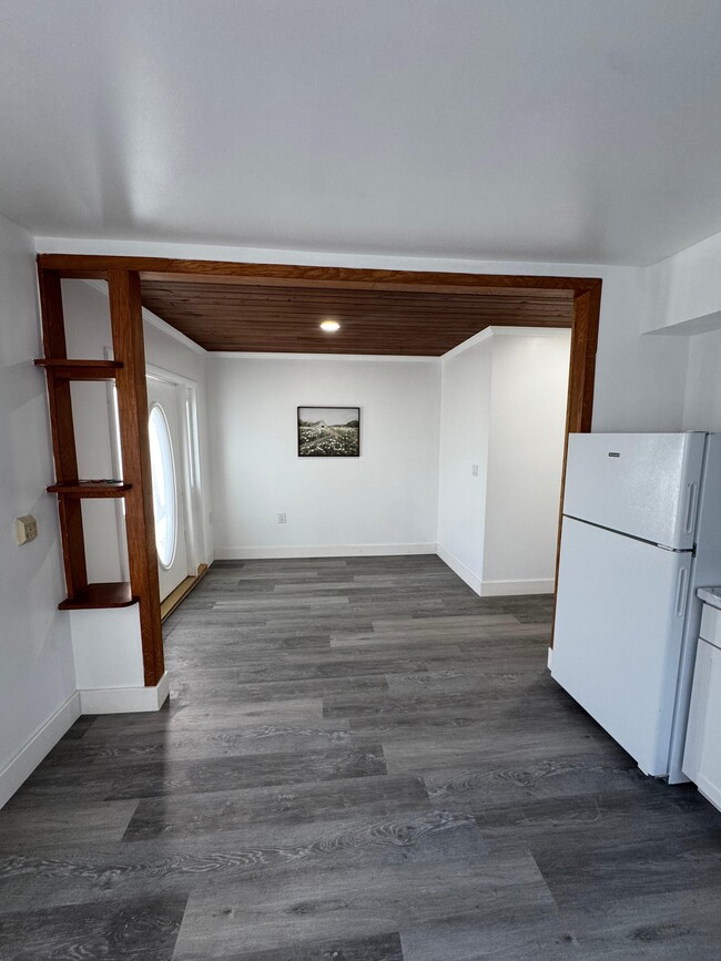 Photo - 1515 Camphor Dr