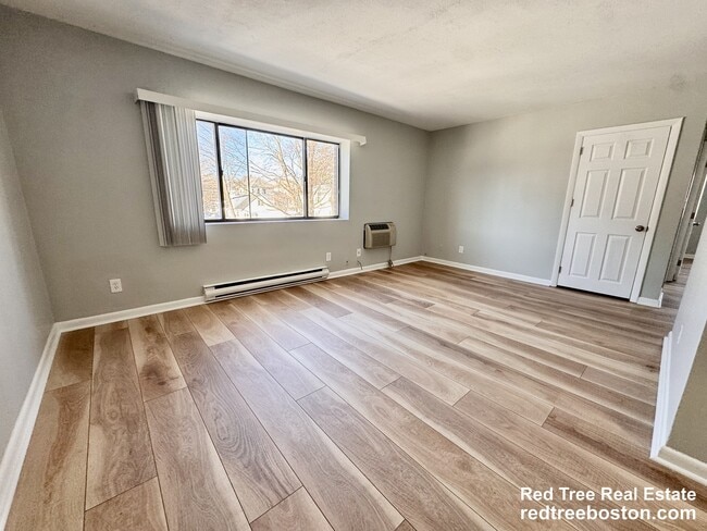 Photo - 837 River St Unit 12