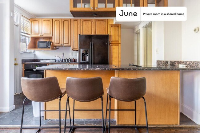 Photo - Room in Shared 3 bed/2 bath home Unit C