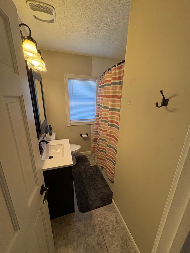 Photo - 1222 Marshall Dr