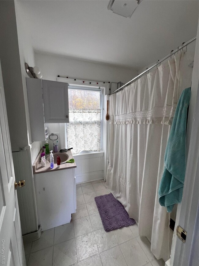 Photo - 67 Old Albany Post Rd Unit 4