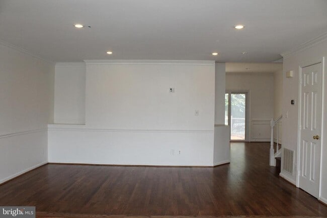 Photo - 2927 Mainstone Dr