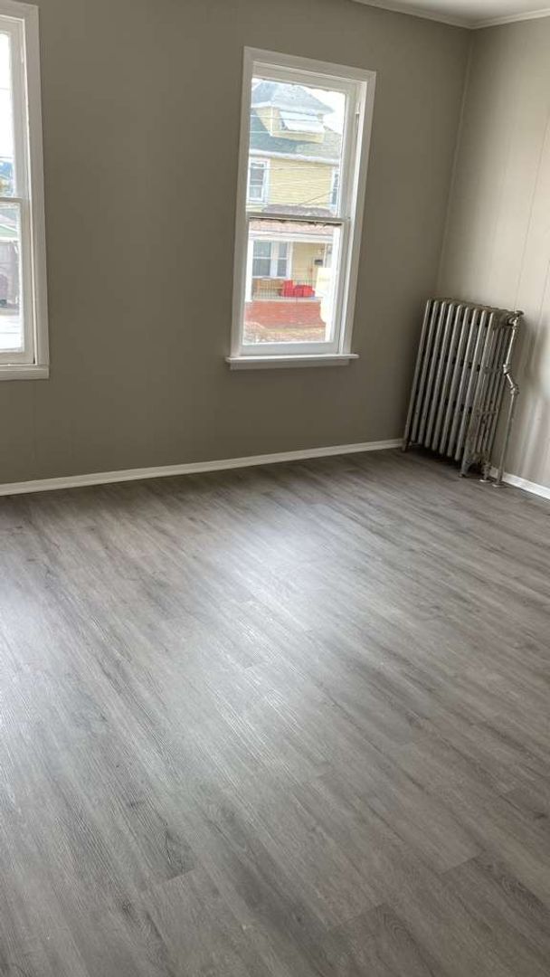 Photo - 302-304 13th Avenue, Scranton, Pennsylvania Unidad 1