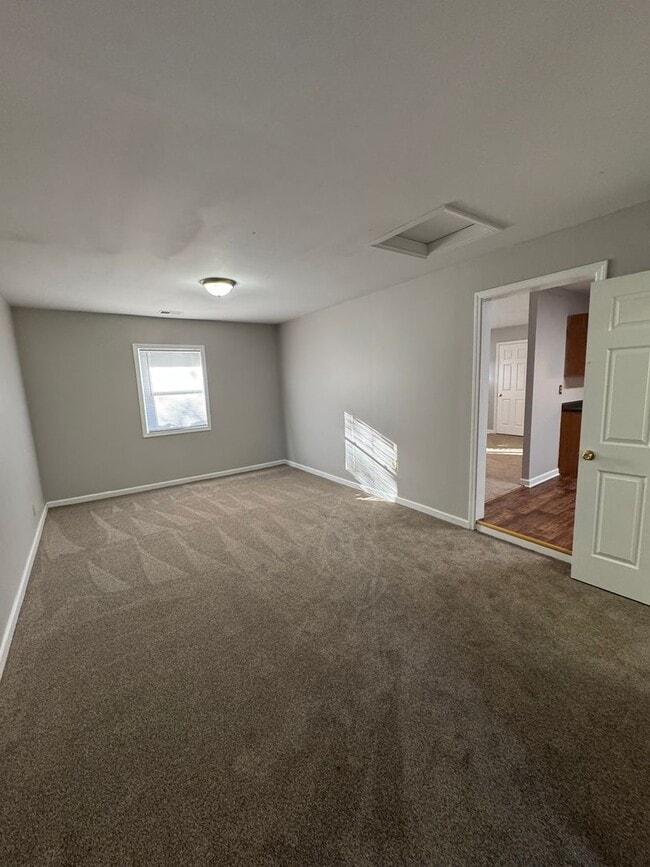 Photo - 1581 Roberts Rd