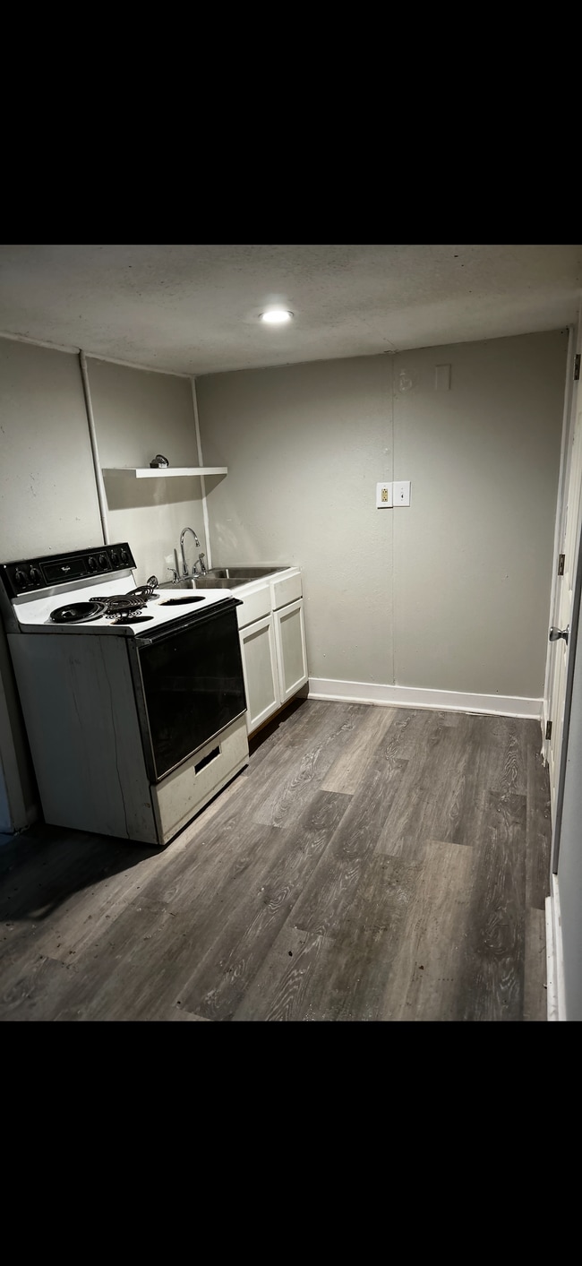 Photo - 608 Southern Ave Unit A