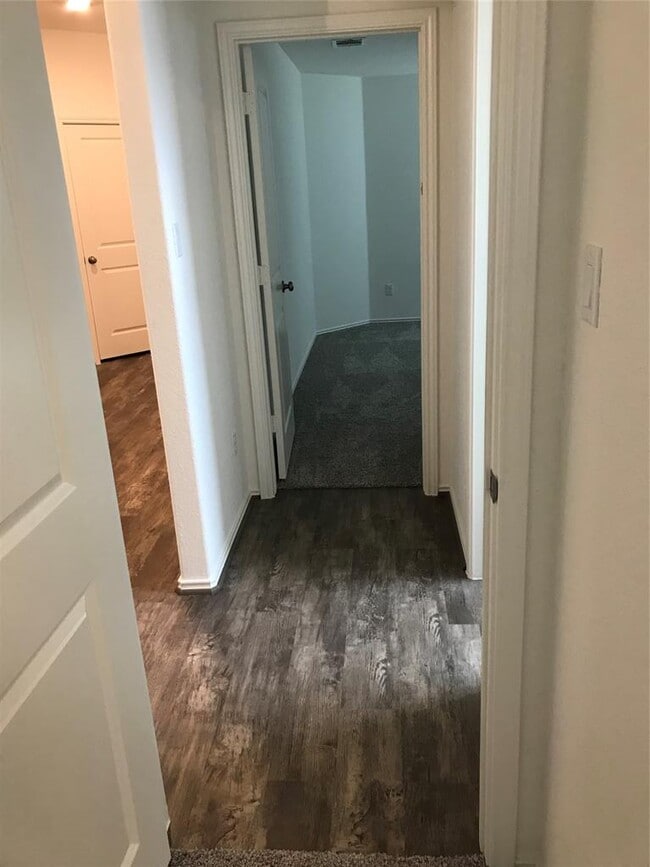 Photo - 1200 Nokota Bnd