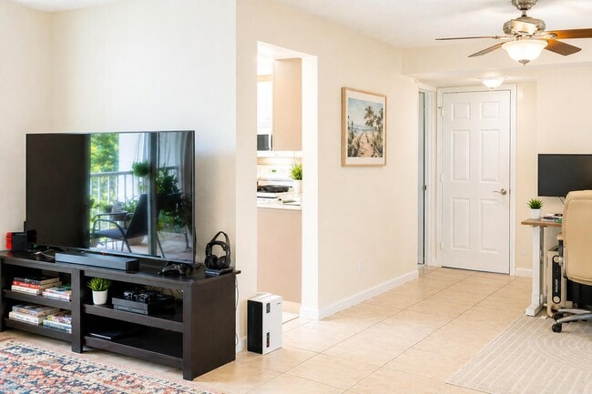 Photo - 5910 Morningstar Cir Unit 202