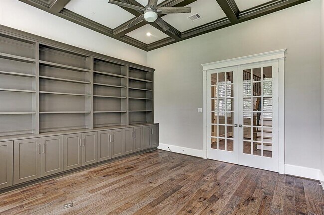 Photo - 325 Bunker Hill Rd