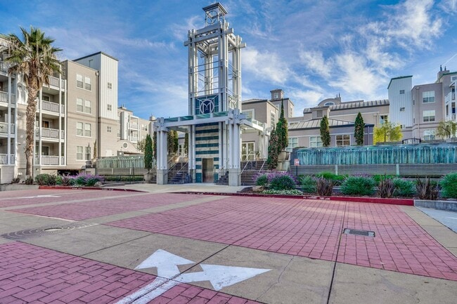 Building Photo - Large Santa Clara 1 Bedroom Condo in Rivermark Area