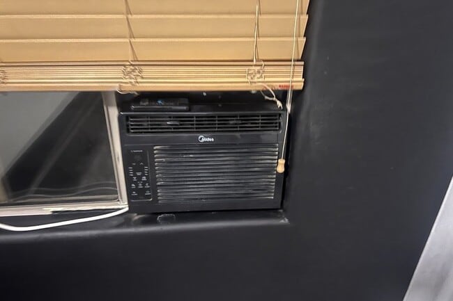 Photo - 17372 W Navajo St
