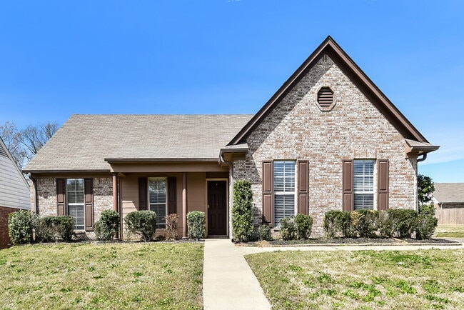 Building Photo - 8213 Park Pike