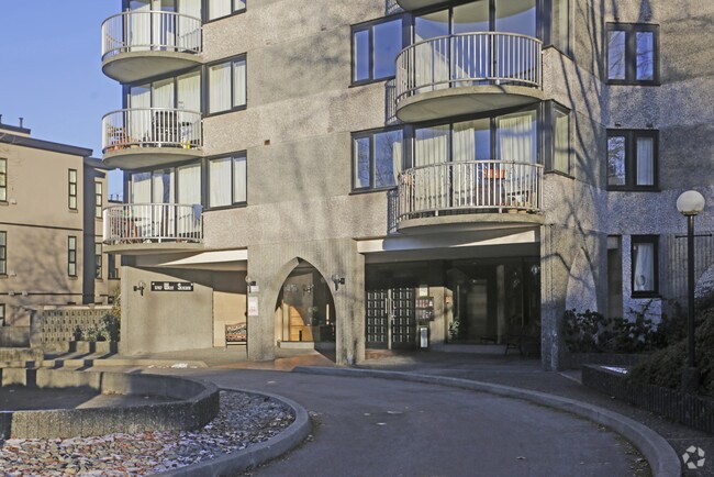 Canaland Apartments