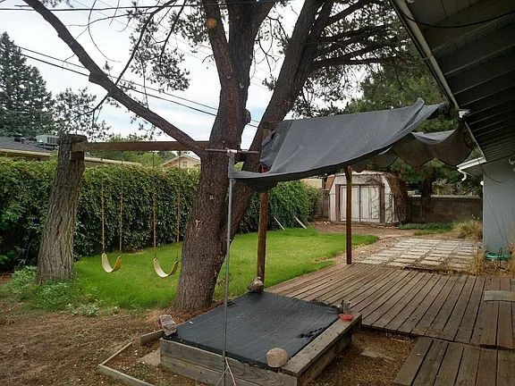 Photo - "Welcome Home: Spacious 3-Bedroom Oasis with 2 Full Baths on Dakota St NE!"