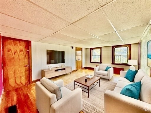 Building Photo - 84 Pearl St Unit 1R Rental