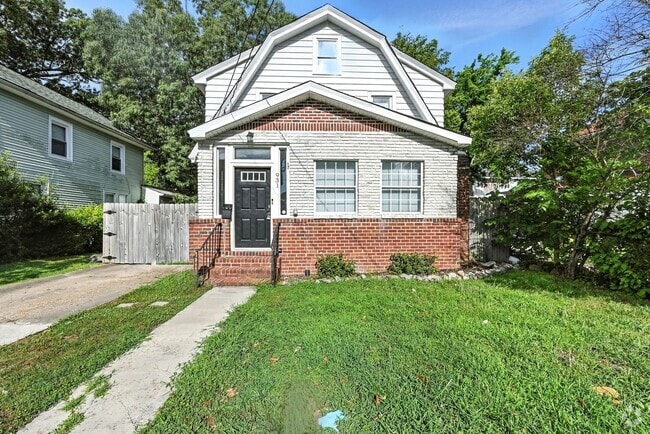 Building Photo - 931 Kenton Ave Rental