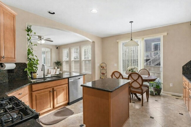 5347 Applebrook Ln