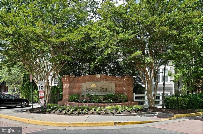 Photo - 1519 North Point Dr Unit 202