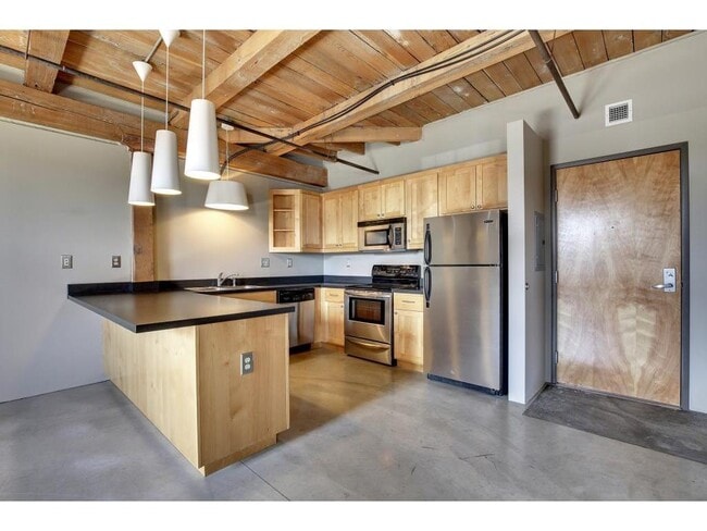 Photo - 127 5th St NE Unidad 306