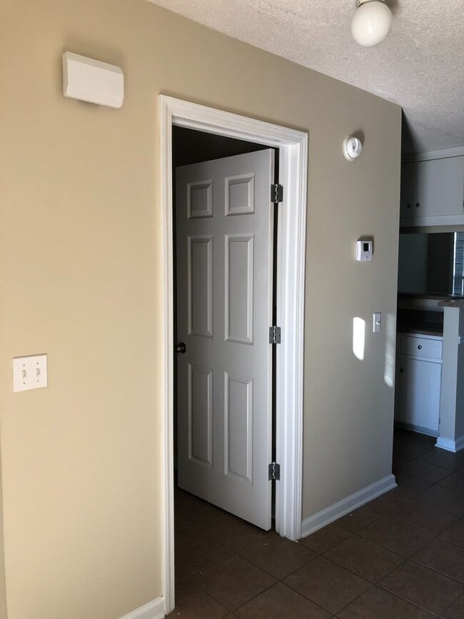 Photo - Wakefield!!! 3 Bedroom Townhome