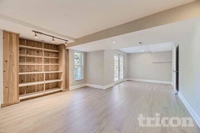 Photo - 7412 Pembroke Ct